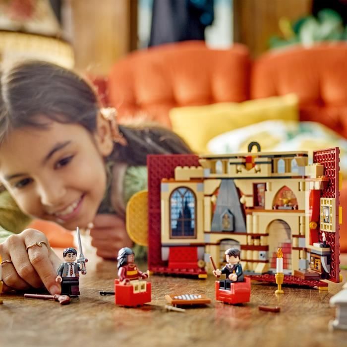 LEGO® Harry Potter 76409 Le Blason de la Maison Gryffondor, Jouet avec 3  Minifigurines, Château de Poudlard