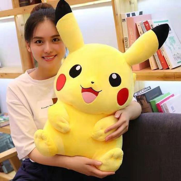 Poupée peluche Pokemon Pikachu Géant 50cm
