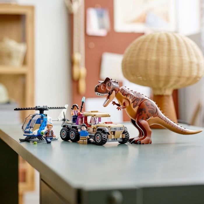 LEGO® 76941 Jurassic World La Chasse du Carnotaurus, Dinosaure Jouet Enfant  +7 ans avec Hélicoptère et Pick-up sur marjanemall aux meilleurs prix au  Maroc